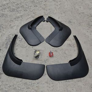 Högkvalitativ PP Material 4PCs Car Mudguard, Fenderboard, Auto Fenders för Passat B5