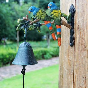 Decorative Cast Iron Hanging Parrot Welcome Bell Dinner Bells Wall Mounted Metal Craft Gift Door Decoration Handbell Country Village Rustic