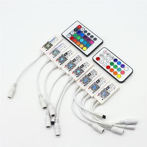 WiFi Mini RGB RGBW LED Controller DC12V con 24Key IR / 21Key Telecomando RF per RGB LED Strip Smart Phone APP Control