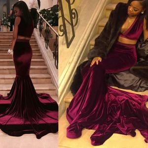 Sexig nyaste charmiga två stycken Veet Mermaid Prom Dresses Backless Deep V Neck Court Train Formal Party Gowns aftonklänning