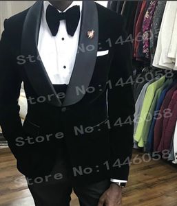 Costume Homme 2018 Elegante Design de Moda Slim Fit 3 Peças Groomsmen Homens de Veludo Preto Vestido de Baile Ternos Para O Noivo Do Casamento Do Smoking