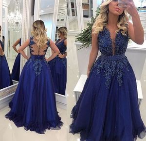 Dark Blue Prom Dress Evening Dresses 2019 Lace Applique Beaded Sequins Dress Deep V-neck Cap Sleeve See Though Back Formal Dress Graduation