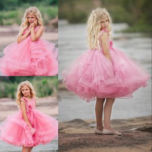 Adorável Na Altura Do Joelho Pageant Vestido Para Meninas Com Decote Em V Sem Mangas Foral Applique Flor Meninas Vestidos Fluffy Ruffles Vestido de Aniversário Meninas Bonitas