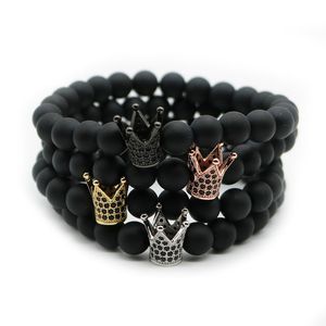 Micro Pave Black CZ Zirconia Guldfärg King Crown Armband Män Dull Polish Matte Stone Bead Armband för Män Kvinnor