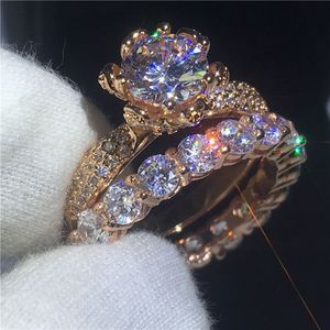 Amantes flor Clássica anel 3ct Limpar 5A Zircon Cz Rose Gold Filled 925 anéis de prata banda de casamento conjunto para mulheres Homens Jóias