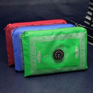 Portátil Islâmico Muçulmano Viajando Oração Mat Com Compass Bag Culto Cobertor Retângulo Estilo Nacional Tapetes Nova Chegada 5sj BB