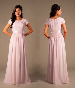 Beaded Pink Long Chiffon Modest brudtärklänningar med mössa ärmar Eleganta kväll bröllopsfestklänningar a-line plus storlek balklänningar