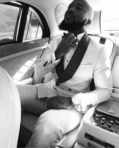 Custom Besigne Bianco Paisley Uomo Smoking da sposa Scialle nero Risvolto Smoking doppiopetto da sposo Uomo Cena/Abito Darty (Giacca + Pantaloni + Cravatta) 63