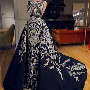 Gorgeous Dubai Party Evening Dresses Chic Leaves Appliques Mermaid Prom Klänning med Overskirt Fashion Bateau Backless Long Aftonklänningar