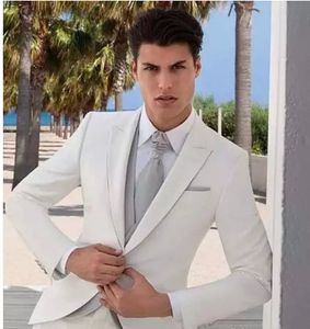 2018 New Custom Made Slim Fit repicado ternos masculinos Groomsman lapela do noivo smoking Best Man Wedding Suit Noivo 3 peças (Jacket + Vest + calça)