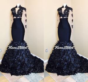 Seksowna Syrenka Prom Dresses Wysokiej szyi Długie Rękawy Illusion Bodice Aplikacje Satynowe Suknie Wieczorowe Party Sukienki Sweep Pociąg