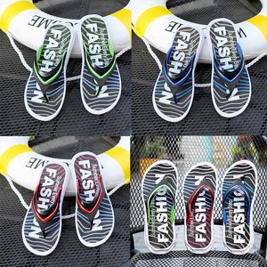 2018 fashion Rubber Slide Fashion Sandal Slippers Green Red blue Stripe Fashion Design Men Classic outdoor beach Summer Flip Flops