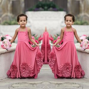 Pinke Neckholder-Blumenmädchenkleider für die Hochzeit, einfache Chiffon-Rüschen, Blumen, Mädchen-Festzug-Kleider, günstiges, maßgeschneidertes Baby-Partykleid