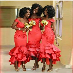 African Red Mermaid Bridesmaids Dress Off Shoulder Plus Size Tea Length Maid Of Honors Dresses Tiered Satin Wedding Party Dresses HY251
