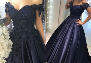 2018 Navy Off shoulders Evening Dress Long Chea V neck Applique Lace Beaded Short Sleeves Ball Gown Satin Prom Formal Dress
