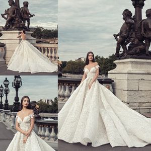 Sexig Sheer Neck 2018 Bröllopsklänningar Capped Sleeves Vestidos de Novia Full Lace Ball Gown Bröllopsklänningar