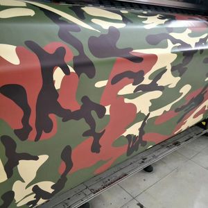 Stor militär kamouflage vinylfolie för bilomkopplingsbeläggning Luftbubbla Fri själv Adheisve Matte eller Gloss Tillgänglig 1.52x30m 5x98ft