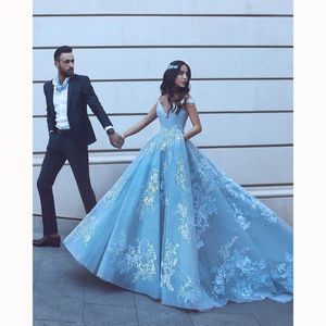 Taschendesign Spitzenapplikationskugel Quinceanera Kleider bescheidener Dubai Arabisch Offschuldner Luxuszug Prinzessin Anlass Abendkleider