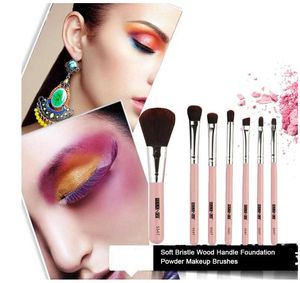7pcs Makeup Brushes Set Cute Foundation Powder Eyeshadow Blending Lip Makeup Brushes Kit Set with Mini Metal Box