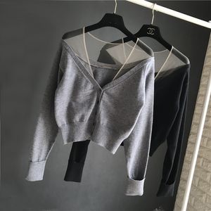 European Autumn New Design Women Sexig V-Neck Gaze Mesh Patchwork Perspective Single Breasted Long Sleeve Kort stickad tröja Cardigan