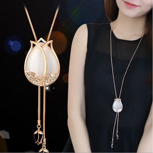Elegant Tulip Pendant Necklace Opal Rhinestone Sweater Chain Flower Gold Plated Enamel Alloy Necklace for Women Fashion Jewelry