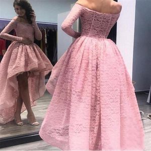 Dusty Rose High Low Billiga Prom Klänningar Av Axel Illusion Långärmad Snörning Bodice Ruched Evening Formell Pagant Klä Billiga Klänningar