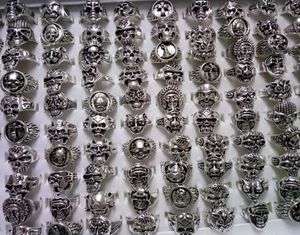 Ретро готическое кольцо большого черепа резное панк-стиль Bulk анти-серебряная леди / мужская религия религии ювелирные изделия