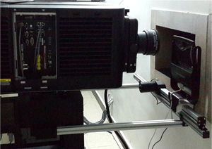 3D Pasif Modülatör Sistemi Cinema Projektörü için Polarizasyon Len Otomatik 2D Yantok YT-PS200Q