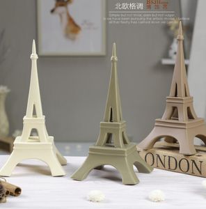 Ceramica minimalista creativa Parigi Torre Eiffel Design decorazioni per la casa artigianato camera decorazione di nozze figurine di porcellana artigianali