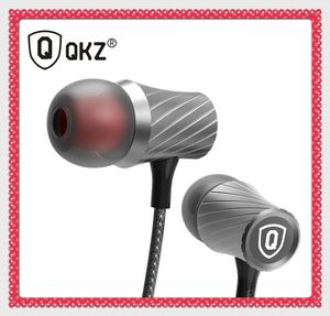 Earphone DM3 Luxury Stereo Earphones Headset 3.5mm In Ear Earphone With Mic For iPhone Samsung And MP3 DJ HTC