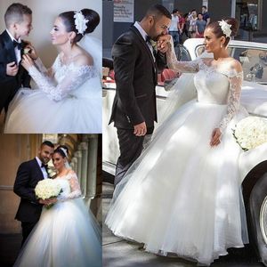 Nowoczesna Biała Suknia Bateau Bateau Top Sheer Koronkowe Suknie Ślubne Z Rękawem Długość Tulle Kraj Ogród Sukienka Bridal Plus Size Vestido de