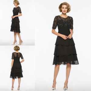Black Knee Length Mother Of The Bride Dresses Cheap Short Sleeves Beads Lace Appliqued Evening Gowns Plus Size Formal Dress