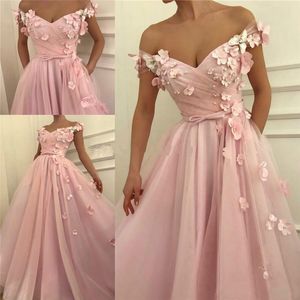 Wykwintne Różowe Koraliki Ręcznie Kwiat Suknie Wieczorowe Suknie Tiul Off Ramię Kwiatowy Arabia Party Prom Dresses Formalne Robe De Soiree