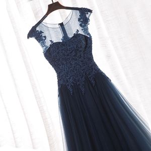 Marineblaue Kleider für die Brautmutter, weicher Tüll mit applizierten Perlen, Reißverschluss hinten, elegante Partykleider nach Maß in Übergröße