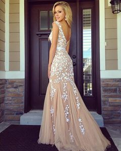 Sereia elegante Prom Dress Light Champagne Macio Tule Applique Evening Partido Vestidos Ilusão Decote Backless Prom Dress Custom Made