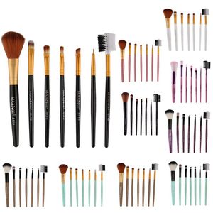 8 färger Maange 7st Protabble Makeup Brush Set Eye Shadow Pulver Make Up Toalettry Eyebrow Lip Cosmetic Beauty Make Up Brush Travel Kit