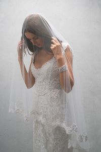 Veli da sposa fatti a mano puri Tre metri di lunghezza in pizzo con paillettes Due strati Velo da sposa in tulle lunghezza cattedrale233g