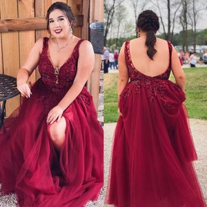 Burgundy Plus Size Backless Formal Dresses Sheer Plunging Neck Lace Appliqued Split Side Evening Gowns A-Line Cheap Tulle Beaded Prom Dress
