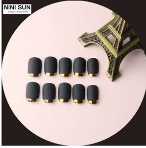 Hot Selling Matte and Metallic False unhas curtas 24pcs Dicas de unha elegante e alta quanlidade pregos de capa completa cor preta cor preta