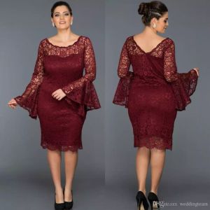 Burgundy Plus Size Lace Mother Of The Bride Dresses Puffy Long Sleeve Bateau Neck Wedding Guest Dress Knee Length Sheath Evening Gowns