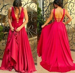 Deep V-Neck Red Prom Dresses A Line Homecoming Graduation Dresses Party Suknie Wieczorowe Dress Backless Sweet 16 Dresses Vestido de Festa Longo