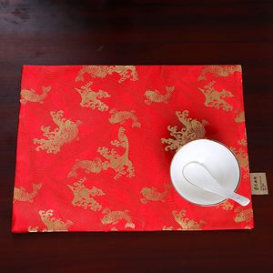 Koi Daisy Pattern Chinese Tapestry Christmas Placemats för bordplatta Skål Mat Rittange Mode Matbord Pads 31 x 40cm