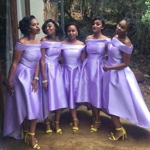 Nigeria Lavender Druhna Dresses na ślub Satyna Off Ramię Plus Size Maid of Honor Dress Sukienka South Afrykańska Wysoka Niska Druhna Dress