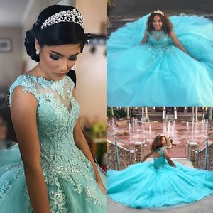 Pretty Aqua Blue Quinceanera Dresses Ball Gown Sheer Neck Applique Pärlad prom Dress Open Back Tulle Sweet 16 Dresses Vestido268i