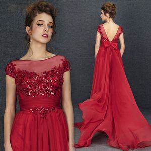 Fancy Dark Red Chiffon Aftonklänningar Bateau Zipper Back Sweep Train Prom Klänningar Sheer med Applique Shining Sequins