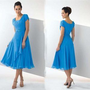 2018 Bescheidenes, plissiertes Mutterkleid mit Flügelärmeln, Chiffon, blau, Teelänge, Abschlussball, Mutter der Braut, maßgeschneidertes Partykleid