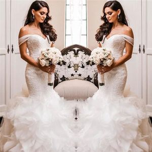 Strati favolosi Ruffles Wave Mermaid Abiti da sposa Abiti da sposa 2019 Sheer Off Shoulder Applique Abito da sposa lungo increspato Custom Made