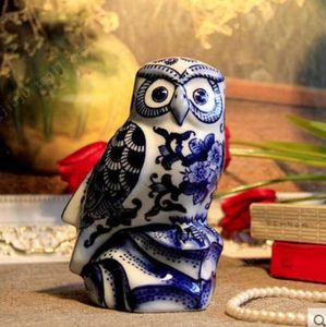 Blue and white stand Coruja ceramica Owl figurines Home Decor ceramic kawaii ornament crafts room decoration porcelain figurine