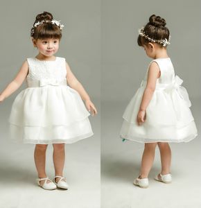 Prinzessin Empire Elfenbein Erstkommunion Kleid 2022 Organza Baby Party Geburtstag kleines Blumenmädchen Kleid mit Schleife auf Lager