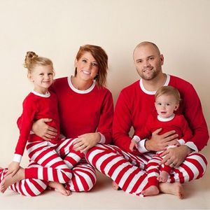 Família Matching Clothes Set Mulheres Crianças Pijamas Roupa de Noite Familiar correspondência Pajamas Natal Set Outfits Roupa família